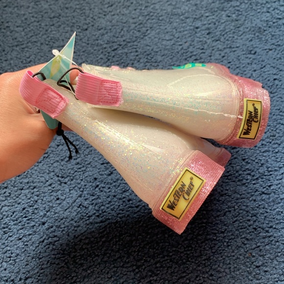 Little Girls Size 10 Shoes - Picture 5 of 11